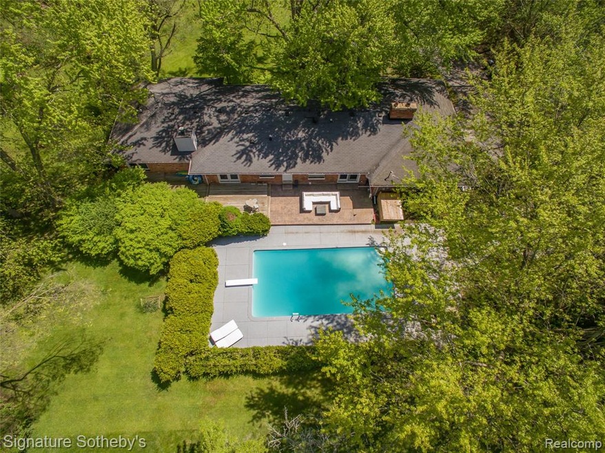 2950 Franklin rd - sky view of the back of the pro