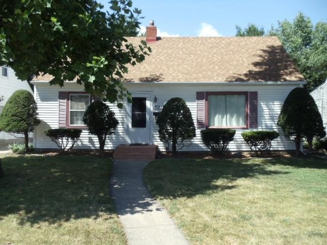 8732 Cottage Grove Ave, Highland, IN 46322 - photo 1