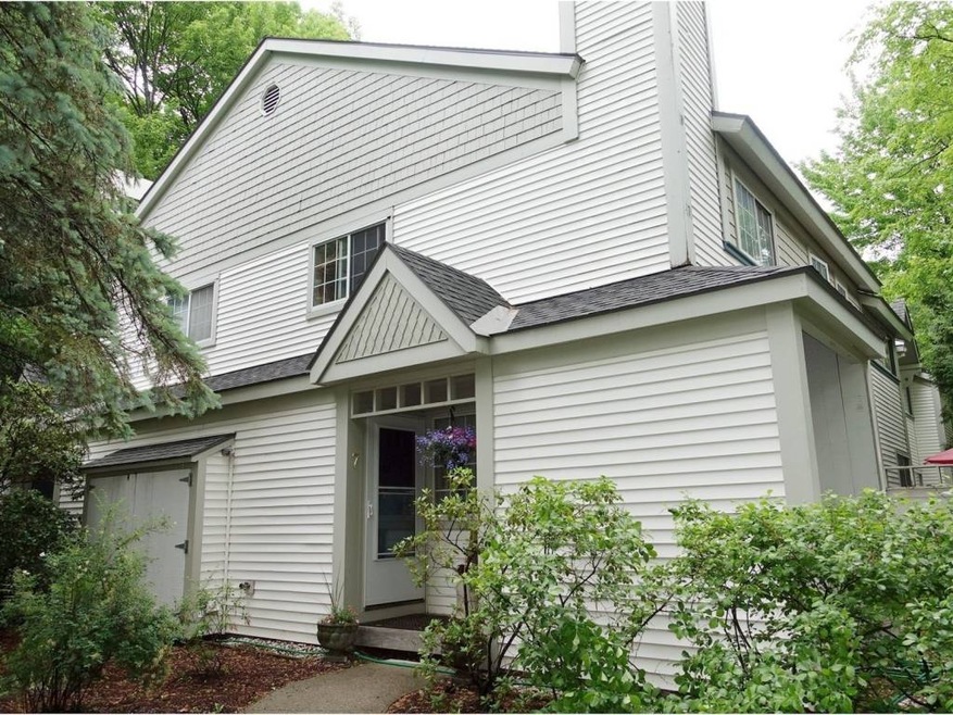 7 Winding Brook Dr unit 7, South Burlington, VT 05403 - photo 1
