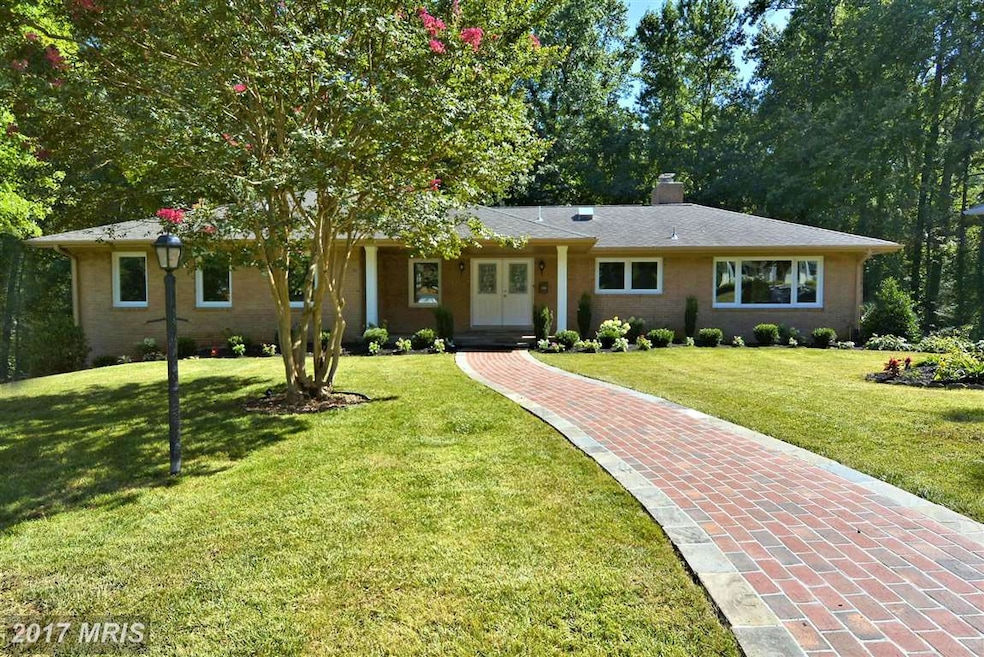 1205 Belle Vista Dr, Alexandria, VA 22307 - photo 1