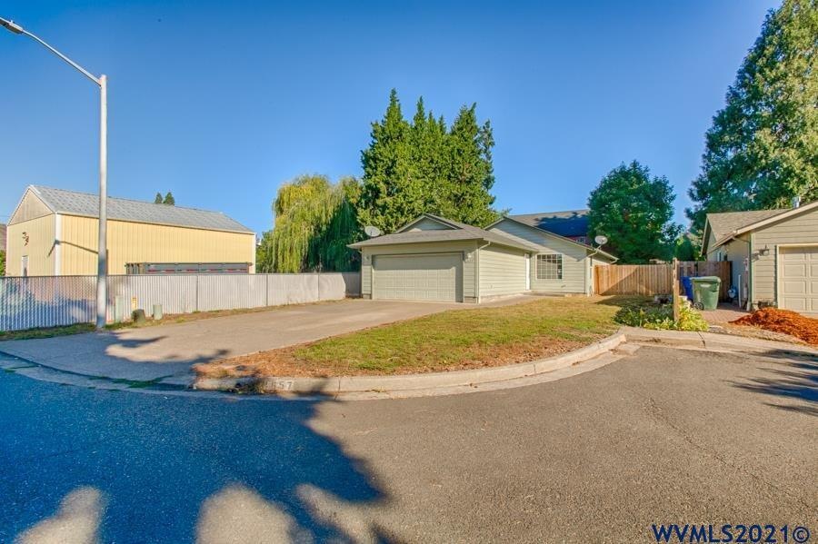 1657 Della Way NE, Keizer, OR 97303 - photo 1
