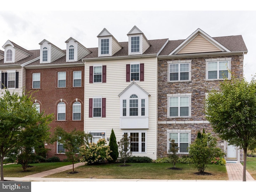 725 Observatory Dr, Bear, DE 19701 - photo 1