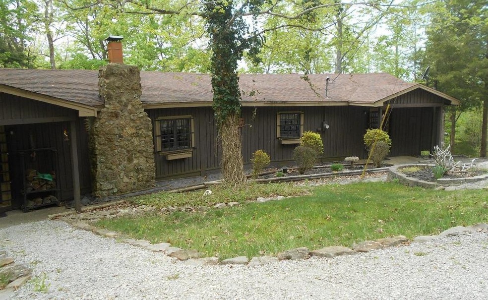 180 Dixie Red Bud Dr, Burnside, KY 42519 - photo 1