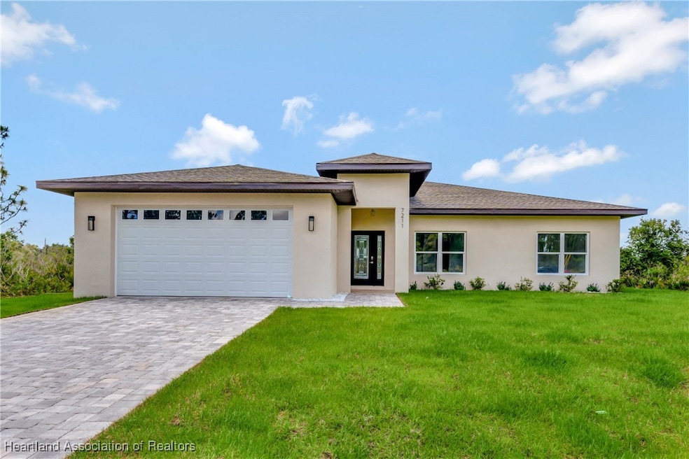 7211 Casilla St, Sebring, FL 33872 - photo 1