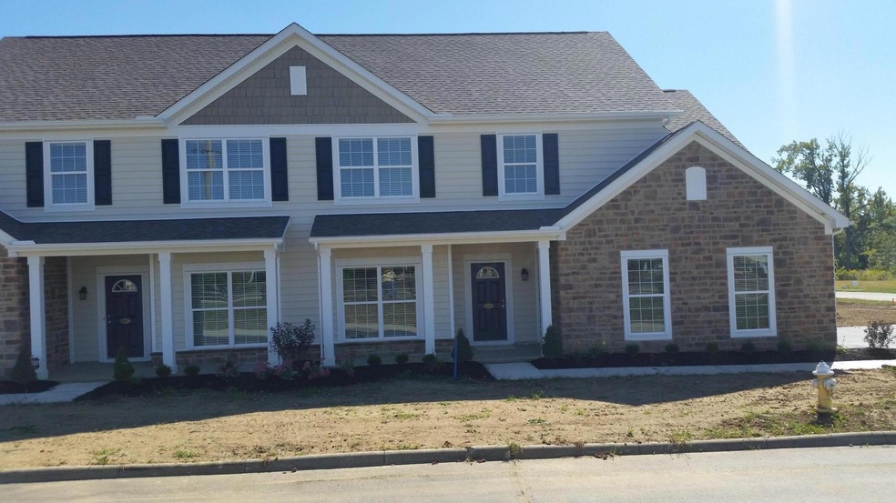 1653 Newport Loop Front Pic