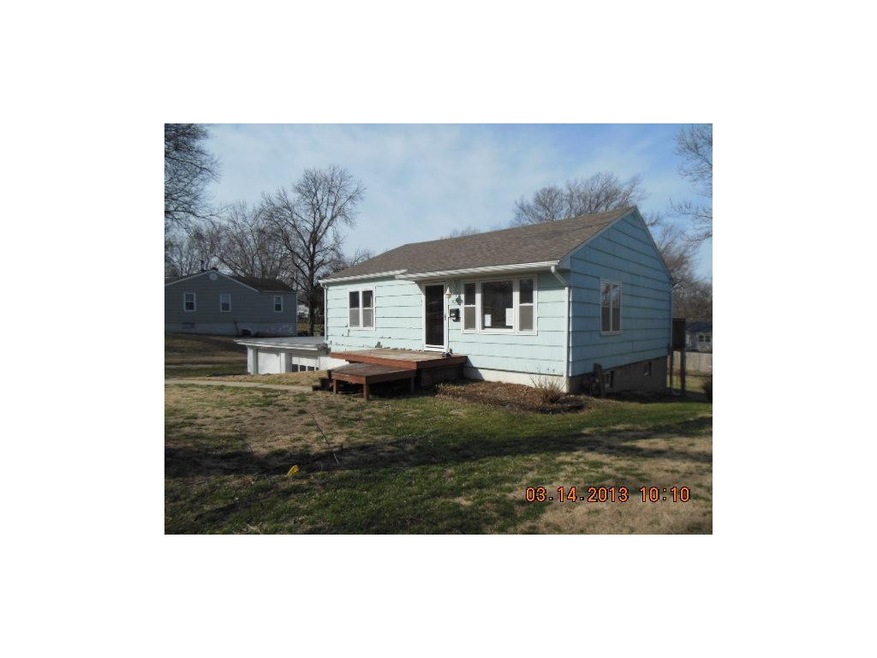 3034 S Claremont Ave, Independence, MO 64052 - photo 1