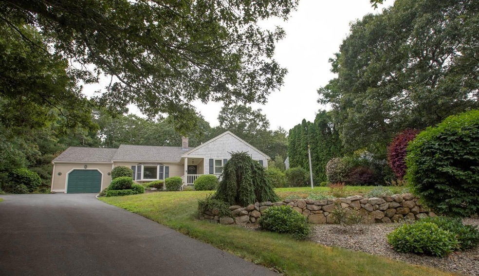 49CurrycombWBarnstableMA