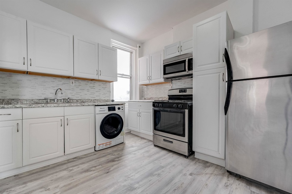 103 Westover Place unit 7, West New York, NJ 07093 - photo 1