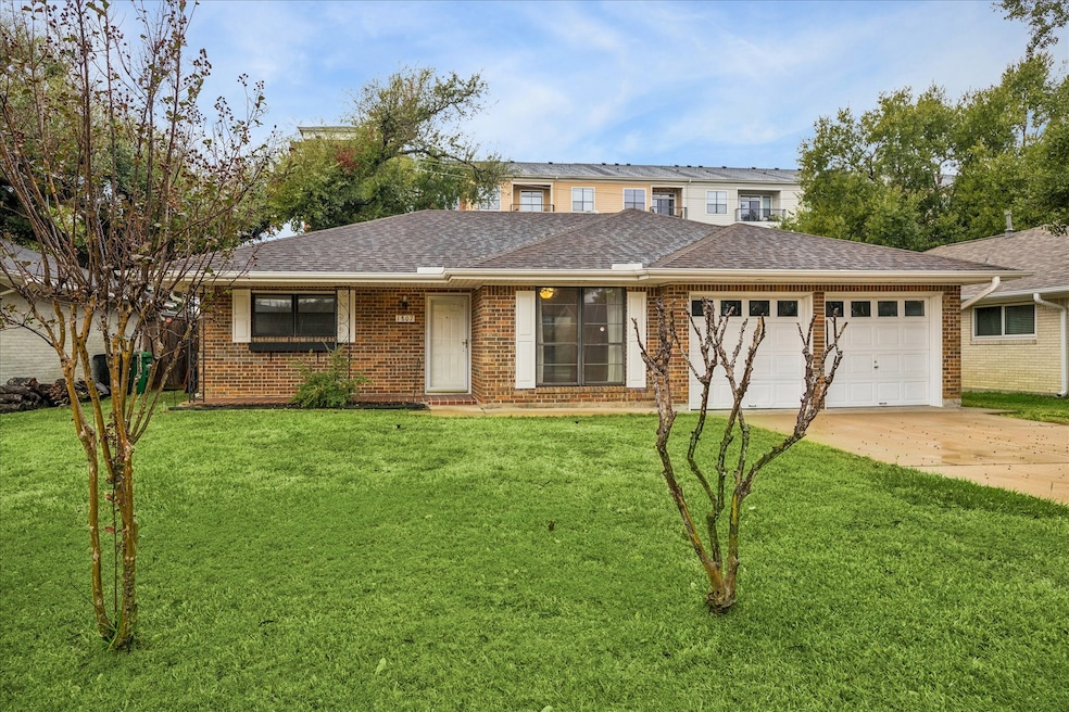 1807 Locksford St, Houston, TX 77008 - photo 1