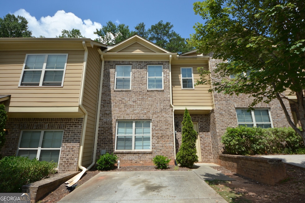 3015 Bonnes Dr, Lithonia, GA 30038 - photo 1