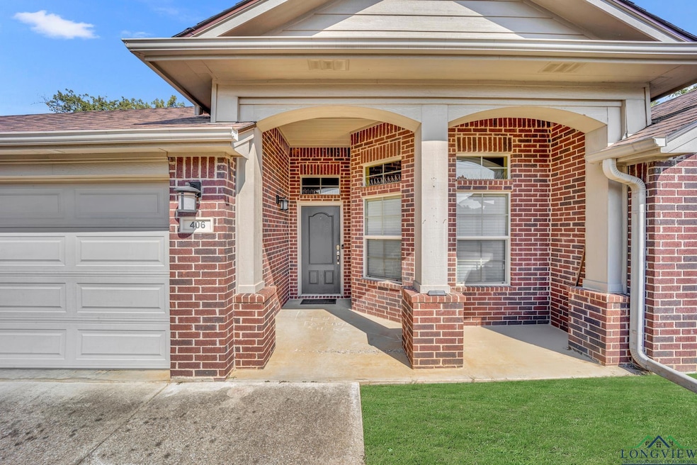 Under Contract $329,900