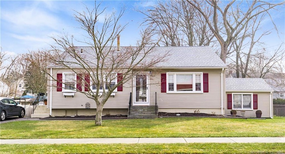 15 Knight Ln, West Haven, CT 06516 - photo 1