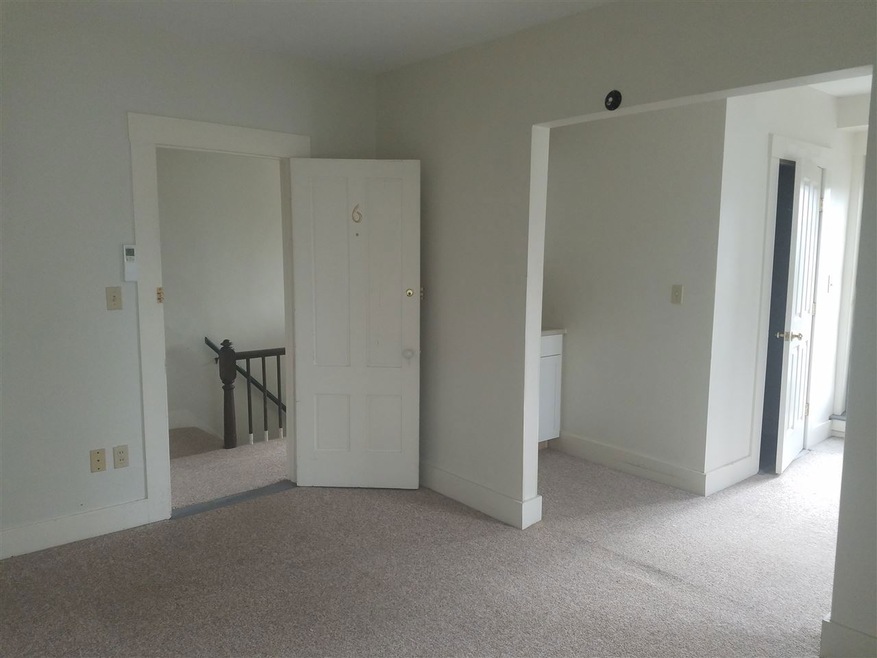 25 Portland Ave unit 6, Dover, NH 03820 - photo 1