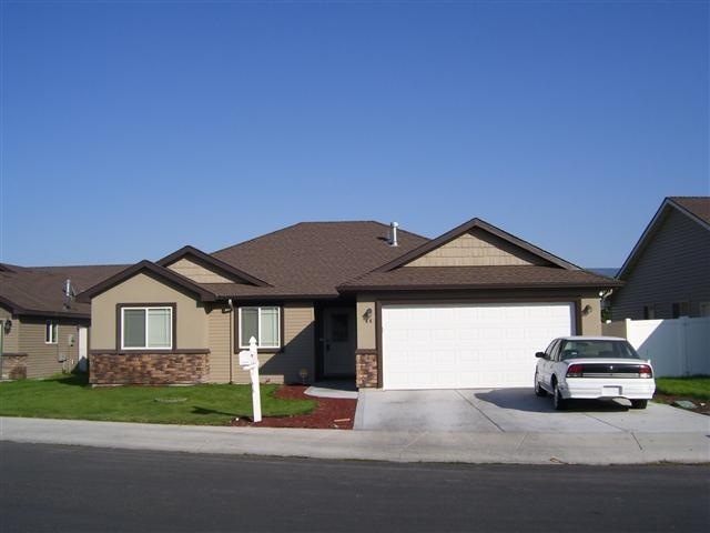 2641 Miller Ave, Burley, ID 83318 - photo 1