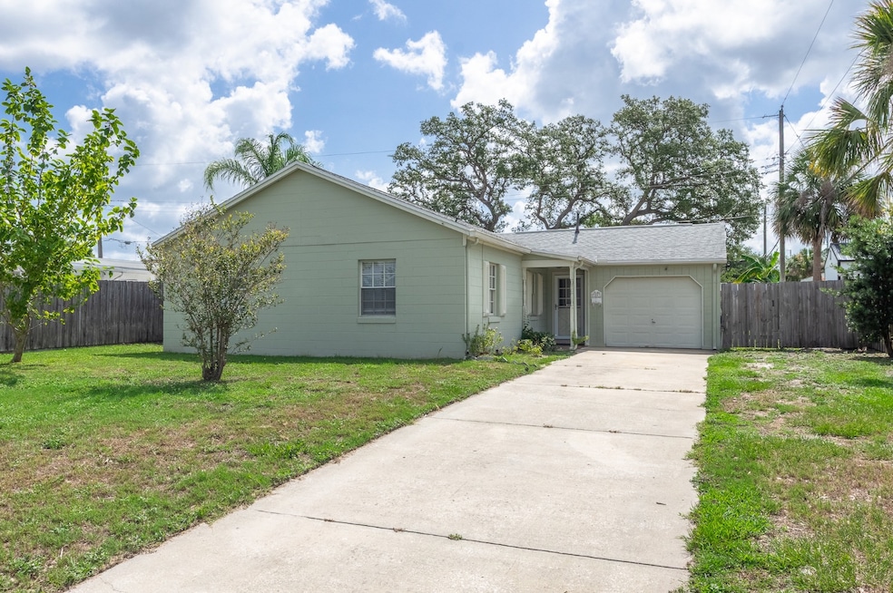 Pending $385,000 • Co-Listing Agent