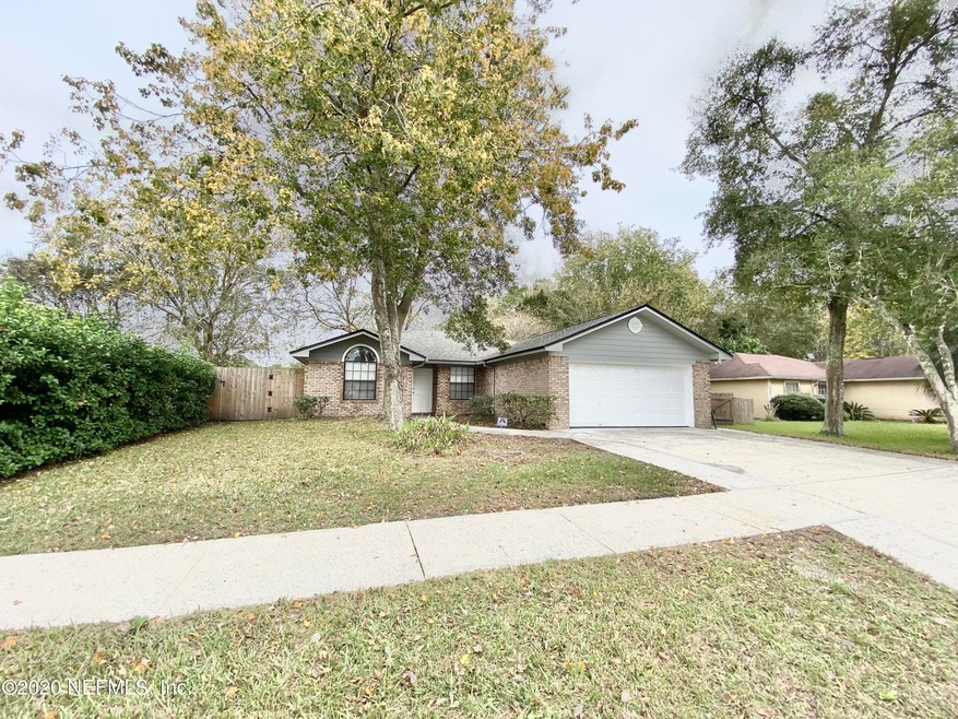 3955 Hunters Lake Cir E, Jacksonville, FL 32210 - photo 1