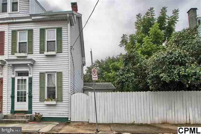 108 E Locust St, Mechanicsburg, PA 17055 - photo 1