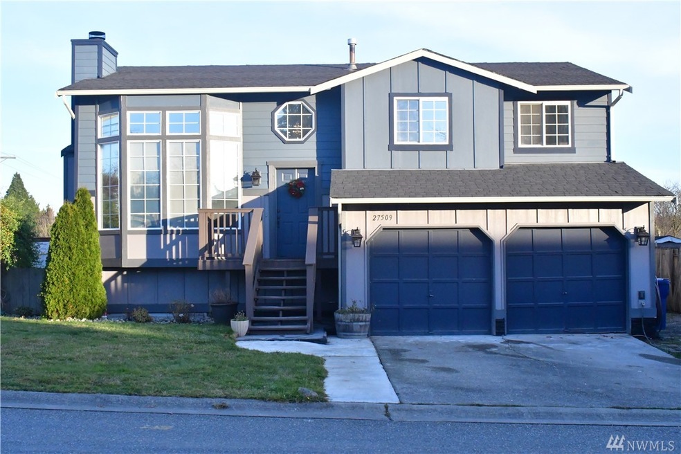 27509 Country Place NW, Stanwood, WA 98292 - photo 1