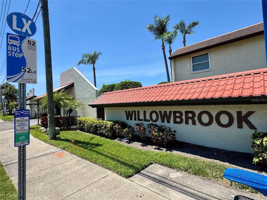 1100 E Bay Dr unit 3, Largo, FL 33770 - photo 1