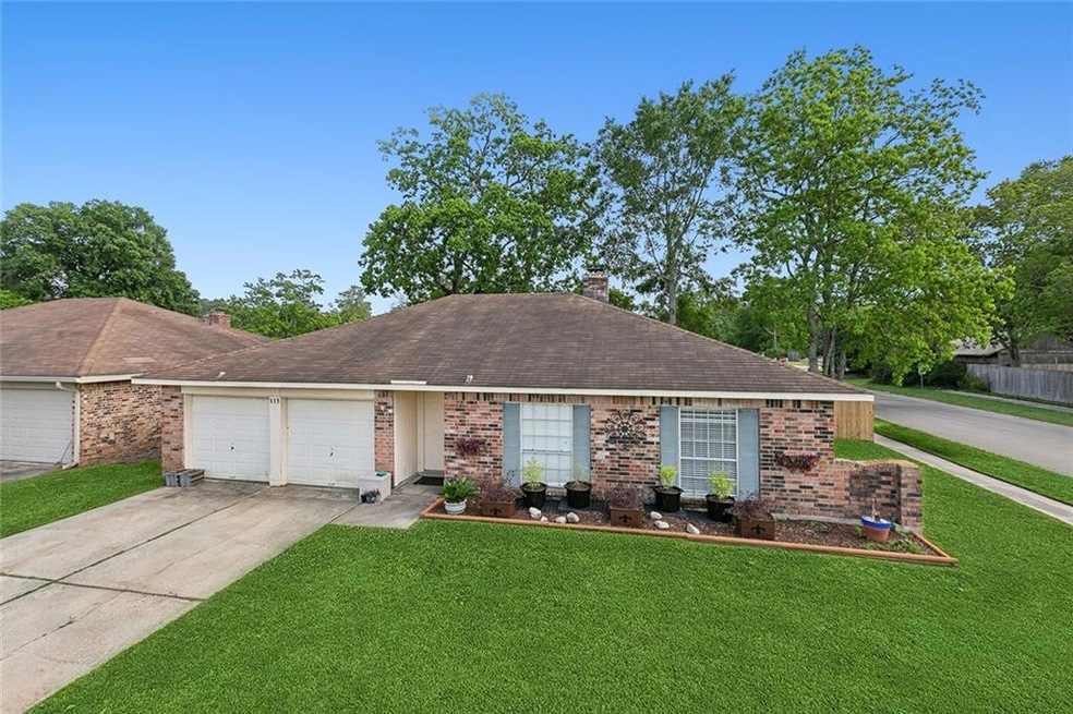 113 Chess Dr, Slidell, LA 70458 - photo 1