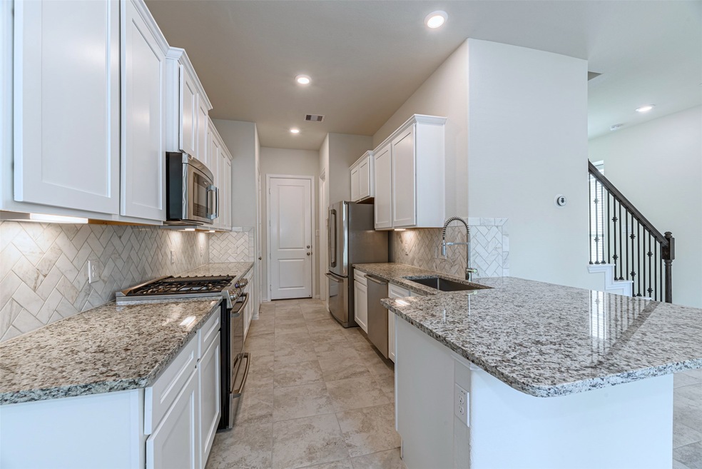 5106 Chapel Heights Dr, Houston, TX 77018 - photo 1