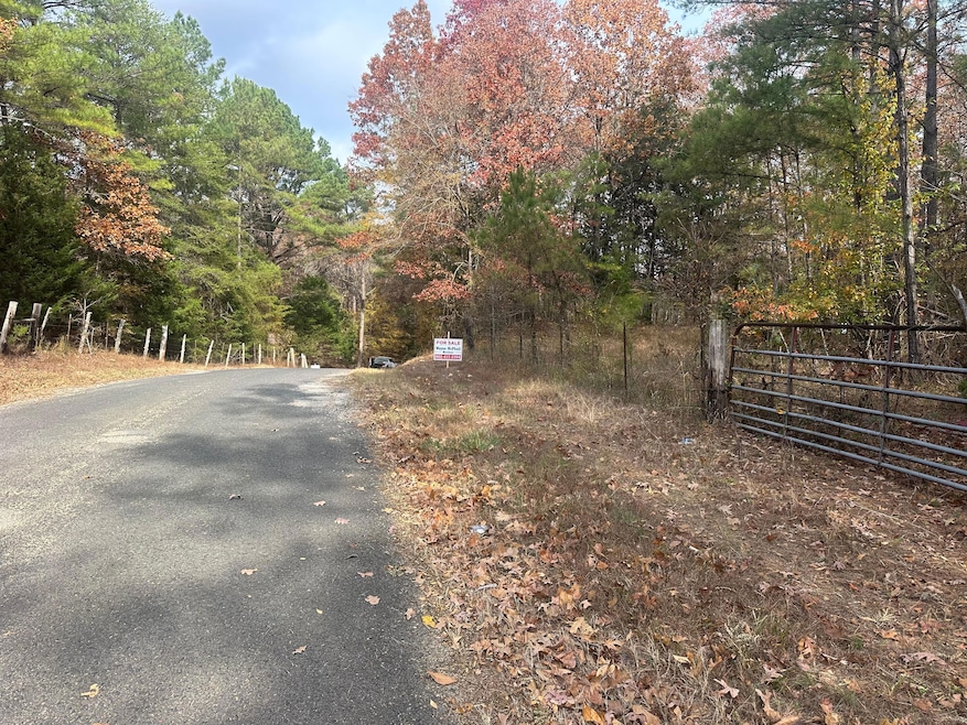 Pine Lake Dr, Batesville, MS 38606 - photo 1