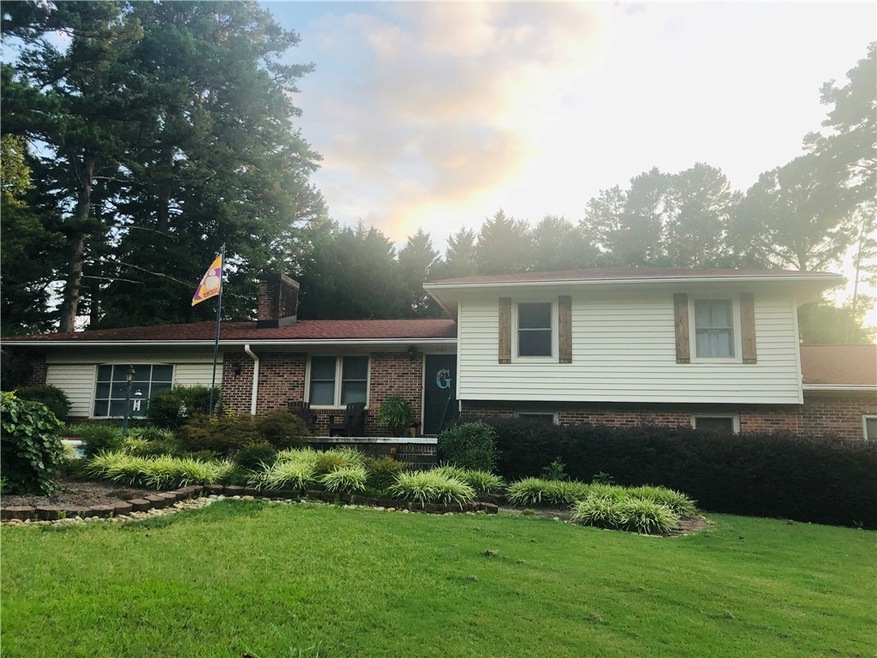 207 Arphenia Dr, West Union, SC 29696 - photo 1