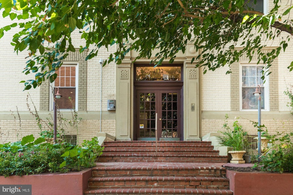 1322 15th St NW unit 2, Washington, DC 20005 - photo 1