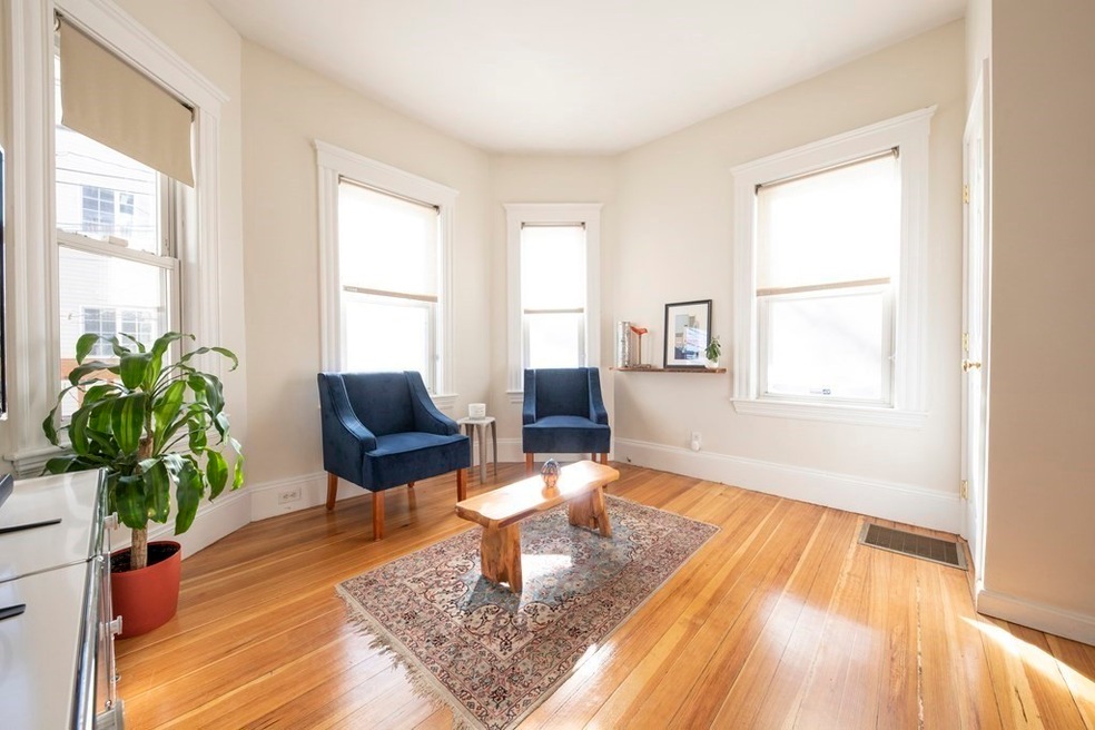 5 Cooney St unit 1, Somerville, MA 02143 - photo 1