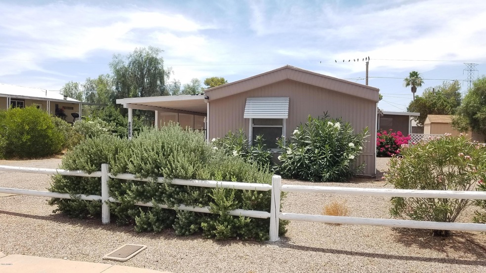 3909 E Aspen Ave, Mesa, AZ 85206 - photo 1