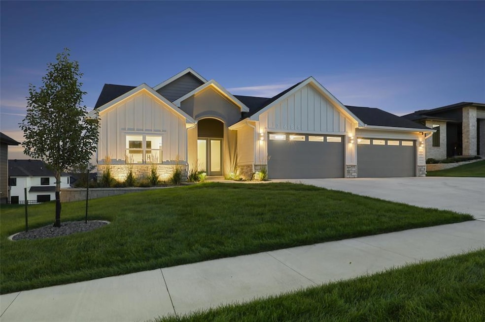 17686 Townsend Dr, Clive, IA 50325 - photo 1