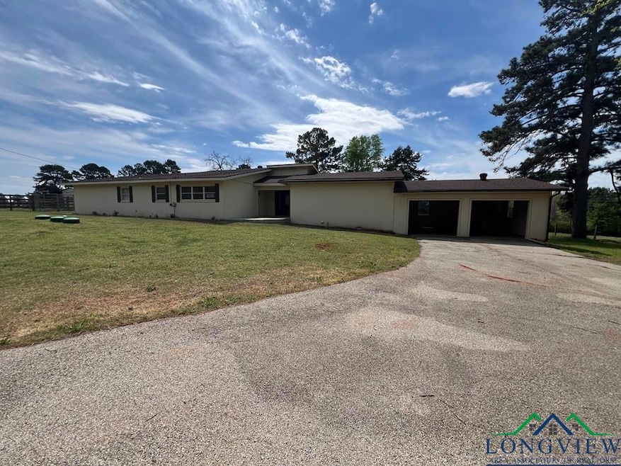 Pending $379,900
