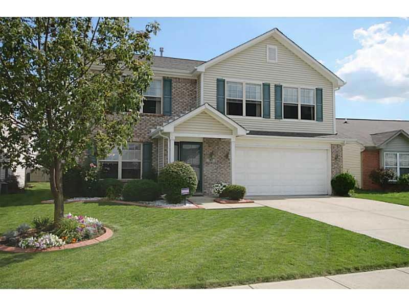 797 Spruce Dr, Greenwood, IN 46143 - photo 1