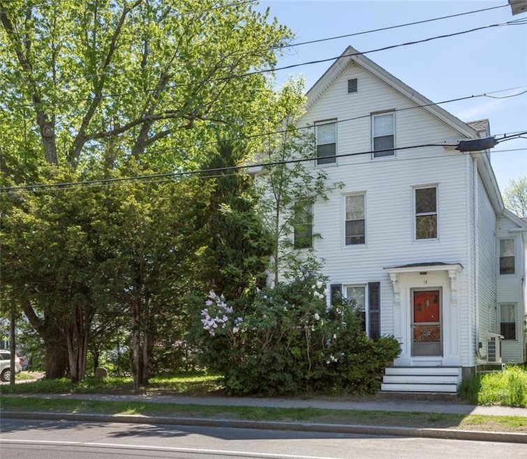 17 Spring St, Saco, ME 04072 - photo 1