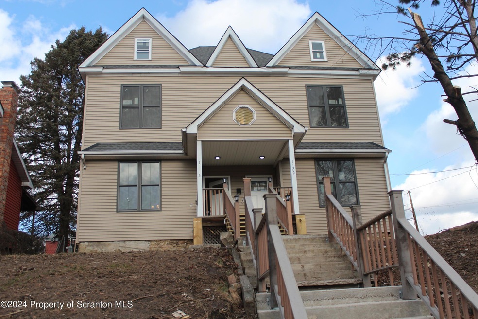 1124 B 1124 Luzerne St unit b, Scranton, PA 18504 - photo 1
