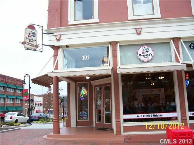 Exterior Front - Apartment above Groucho's Deli