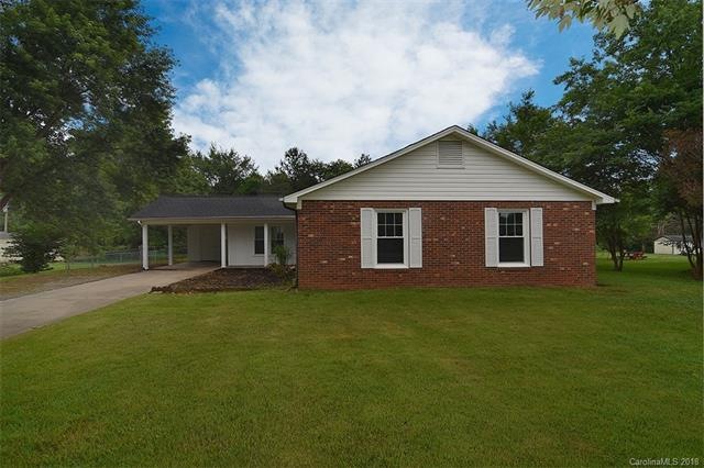 209 Mapleleaf Rd, Statesville, NC 28625 - photo 1