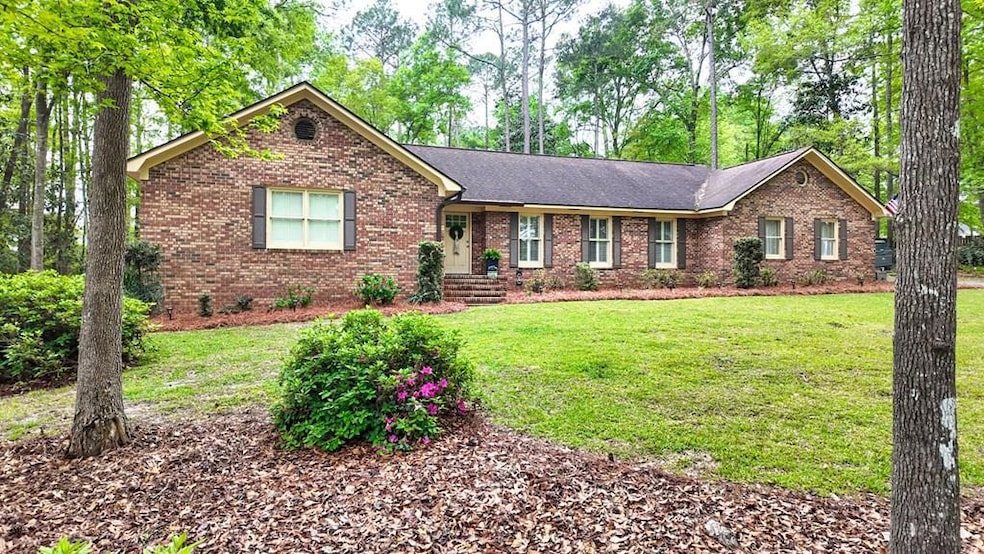 Sold $352,000