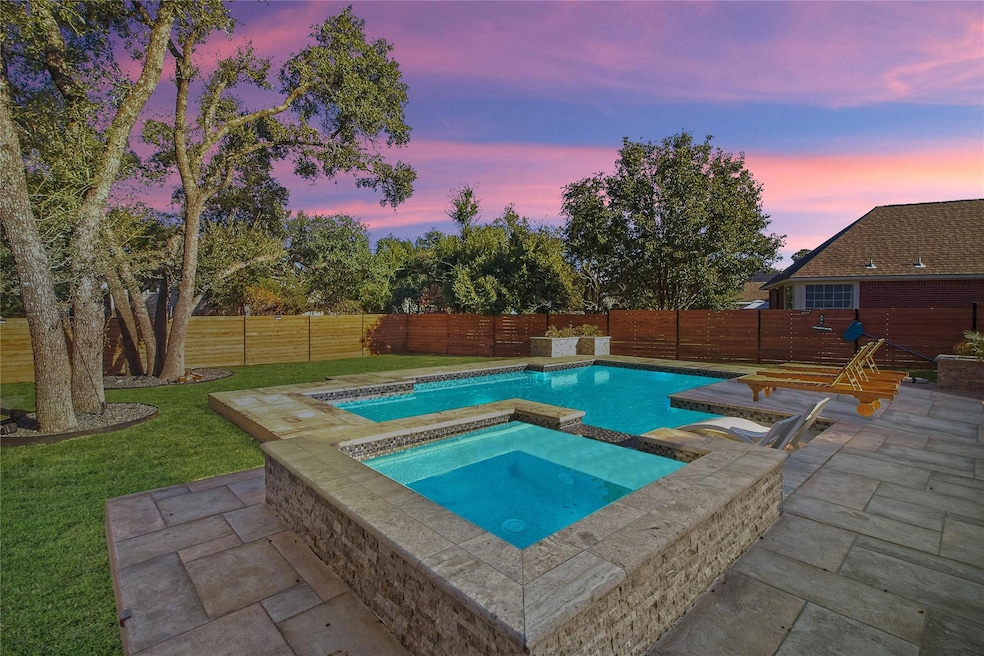 For Sale $950,000