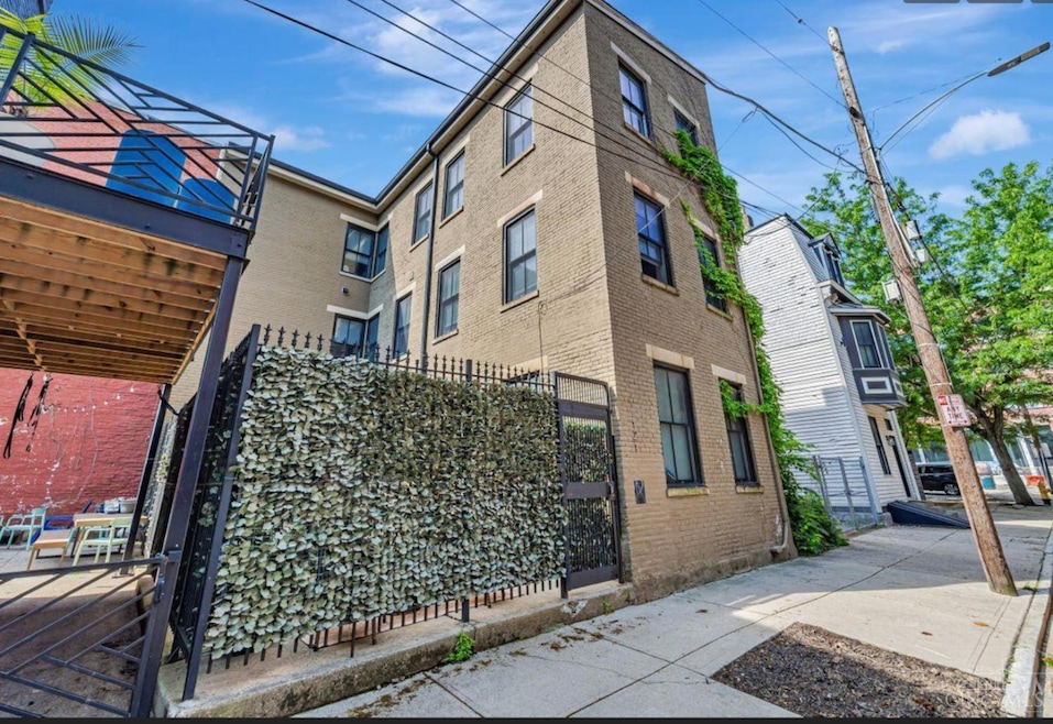 For Rent $2,250/month