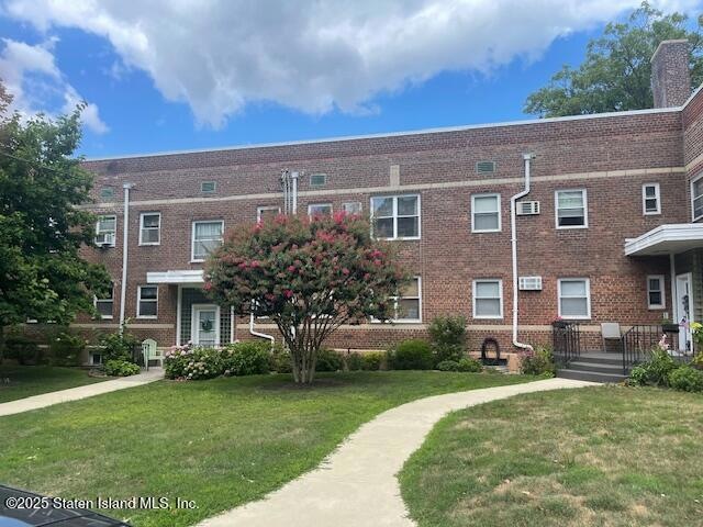 521 Castleton Ave unit 2E, Staten Island, NY 10301 - photo 1