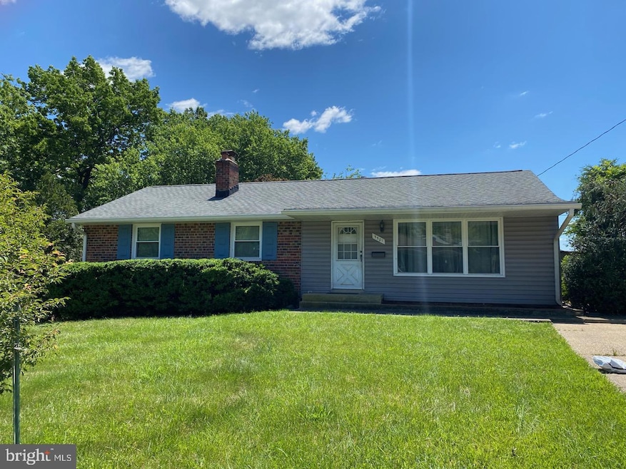 3501 Dunnington Rd, Beltsville, MD 20705 - photo 1