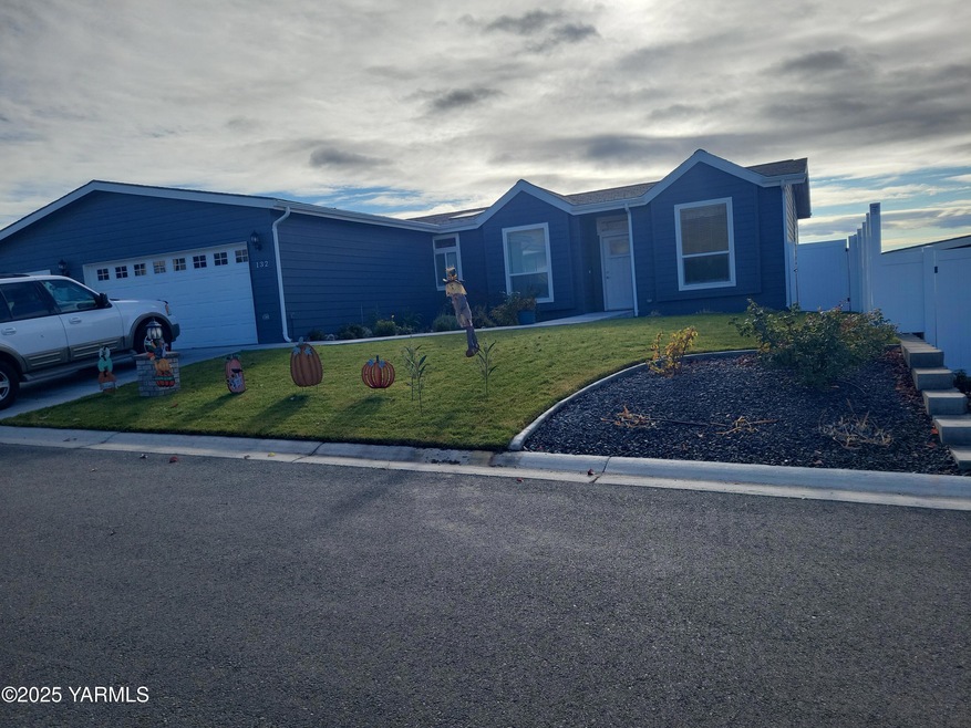 200 Bridle Way unit 132, Yakima, WA 98901 - photo 1