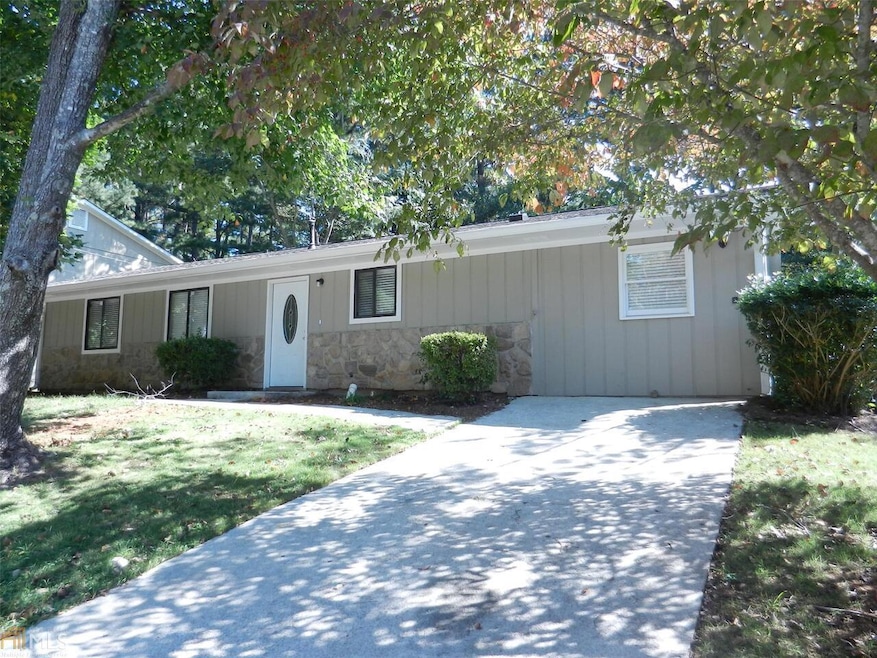 2145 Jonathan Ave, Lithonia, GA 30058 - photo 1