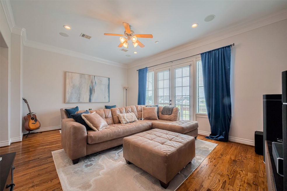 1117 Wagner St, Houston, TX 77007 - photo 1