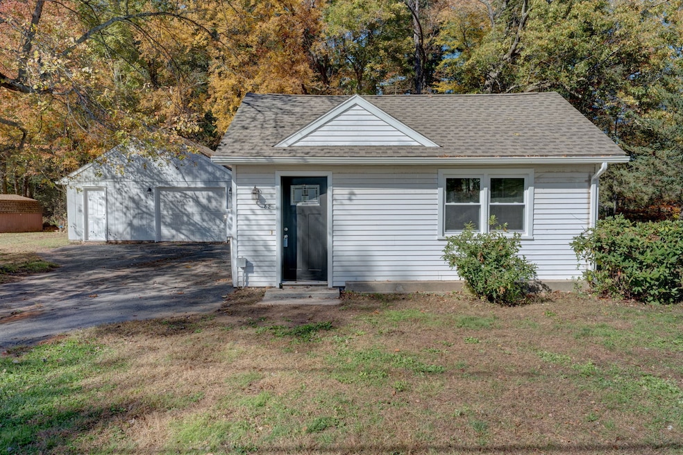 For Sale $275,000 • Co-Listing Agent