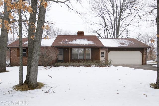 1930 Vanderbilt Ave, Portage, MI 49024 - photo 1