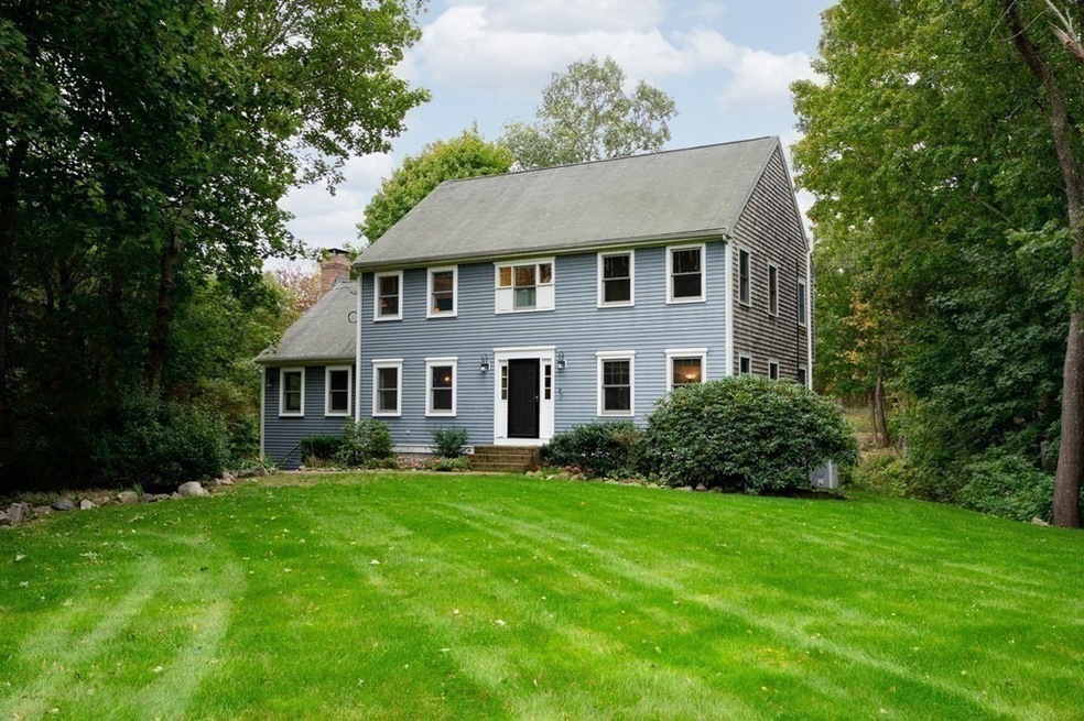 7 Side Hill Rd, Hingham, MA 02043 - photo 1