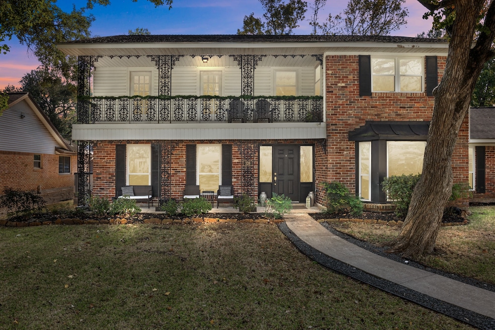 326 Bayou View Dr, El Lago, TX 77586 - photo 1