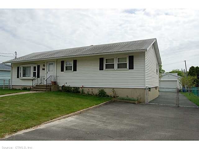 176 Greenwood Ave, Waterbury, CT 06704 - photo 1